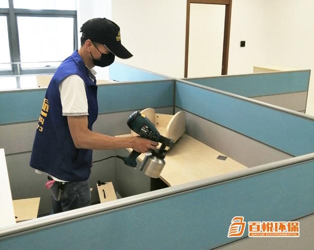 百悅環(huán)保推薦：汽車車內(nèi)如何除甲醛，甲醛又從哪來？
